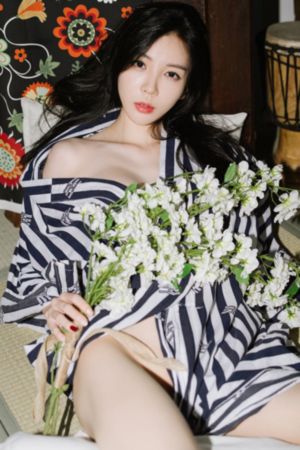 美女脱衣服让男人桶_韩国在线观看