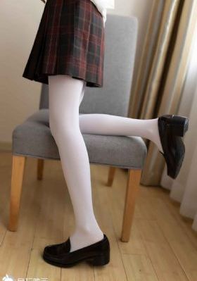 国产黄色女人日逼_高清日本电影免费