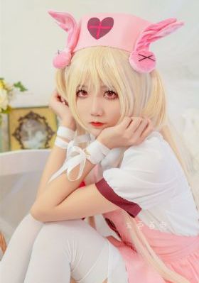 亚洲精品午夜aaa久久久_4K在线观看完整版